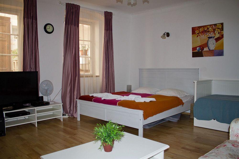 Charles Bridge Bed And Breakfast Prag Dış mekan fotoğraf